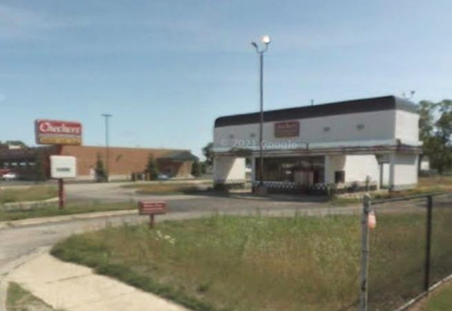 Hot n Now Hamburgers - Cadillac - 1212 N Mitchell